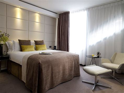 versace suite london hotel|marriott montcalm east London.